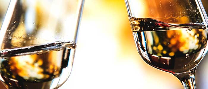 Anniversary Fizz: Add Some Sparkle to Your Romance with Champagne